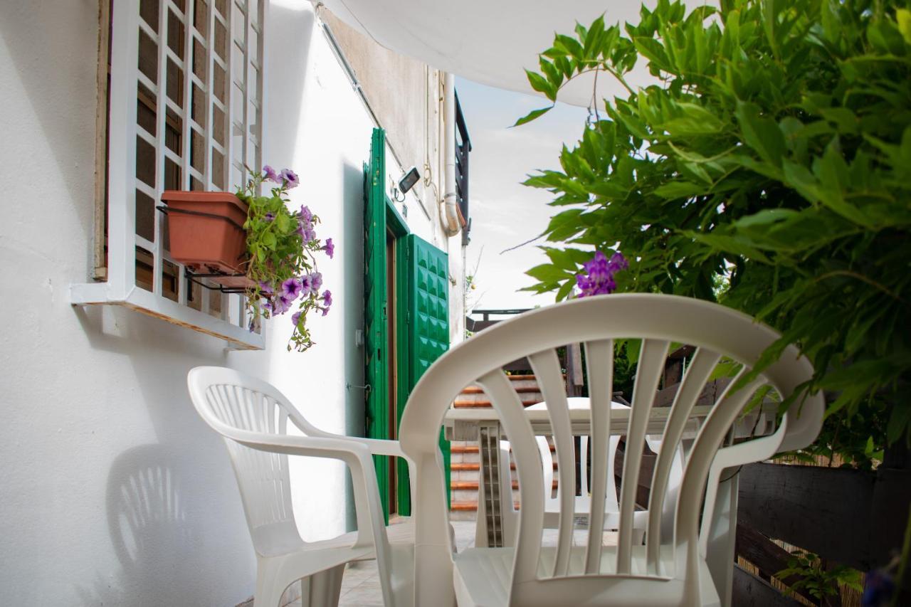 Casa Vacanze "Villa Severina" Iun R6166 R6692 Carbonia Luaran gambar