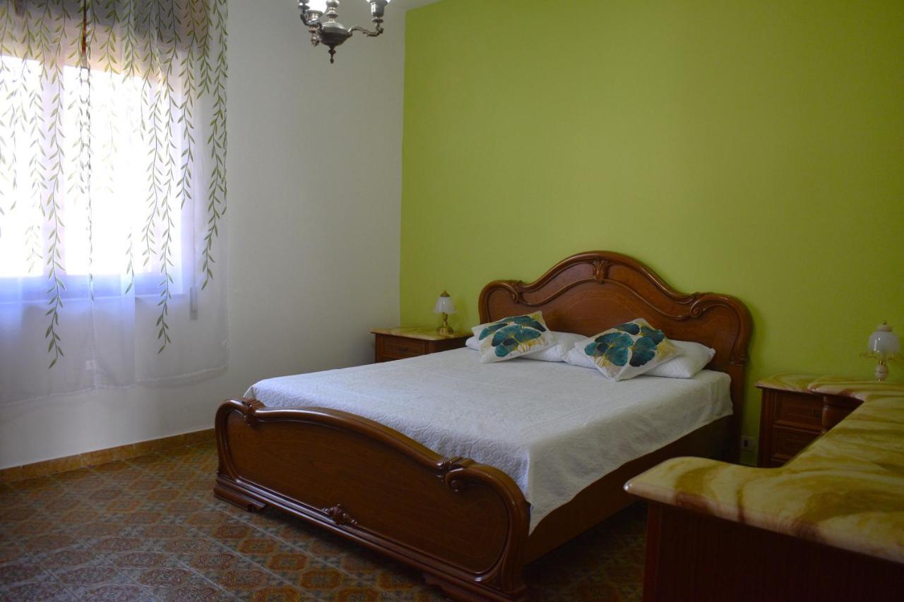 Casa Vacanze "Villa Severina" Iun R6166 R6692 Carbonia Luaran gambar